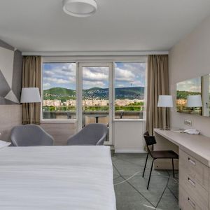 Premium Plus Room Wellness Fitness Access